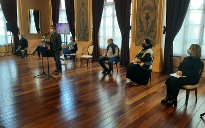 Carles de la Rosa presentant la tmeporada cultural al Teatre Principal | Cedida 